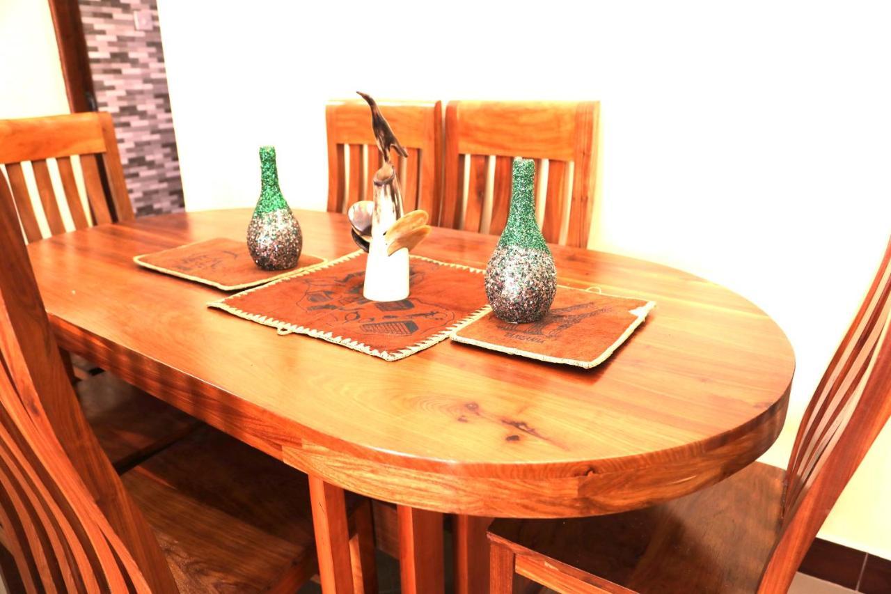Pearl Lulu Modern Bnb Homestay Daressalam Exterior foto