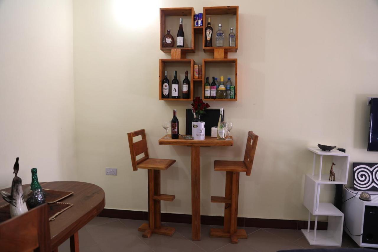 Pearl Lulu Modern Bnb Homestay Daressalam Exterior foto